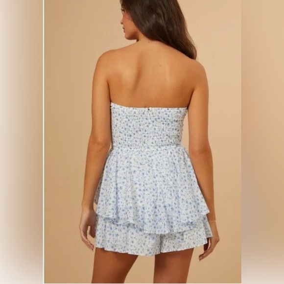 Altar'd State White and Blue Floral Romper Size M - Picture 2 of 8